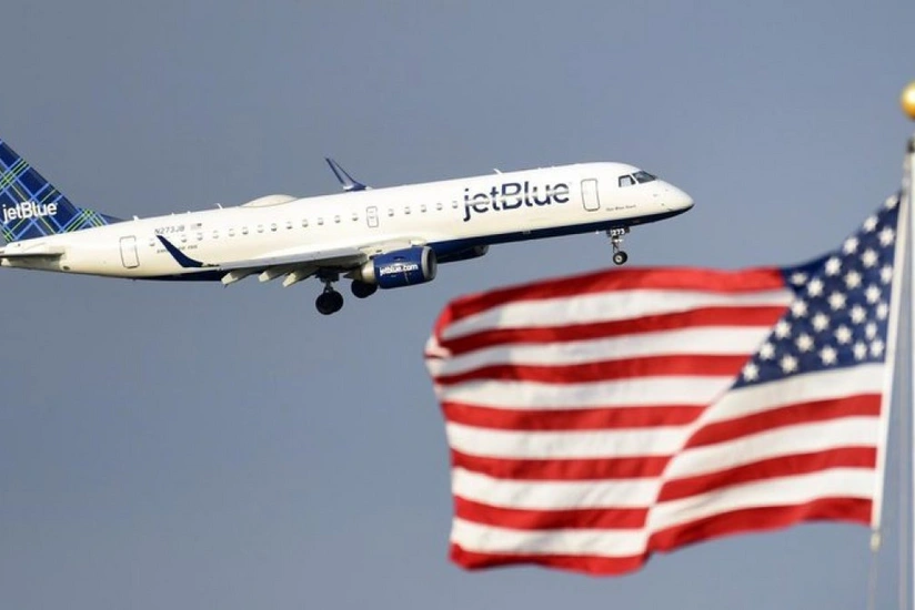 NYT: Deportasiya edilmiş İran vətəndaşlarını daşıyan ikinci təyyarə ABŞ-dən yola düşüb