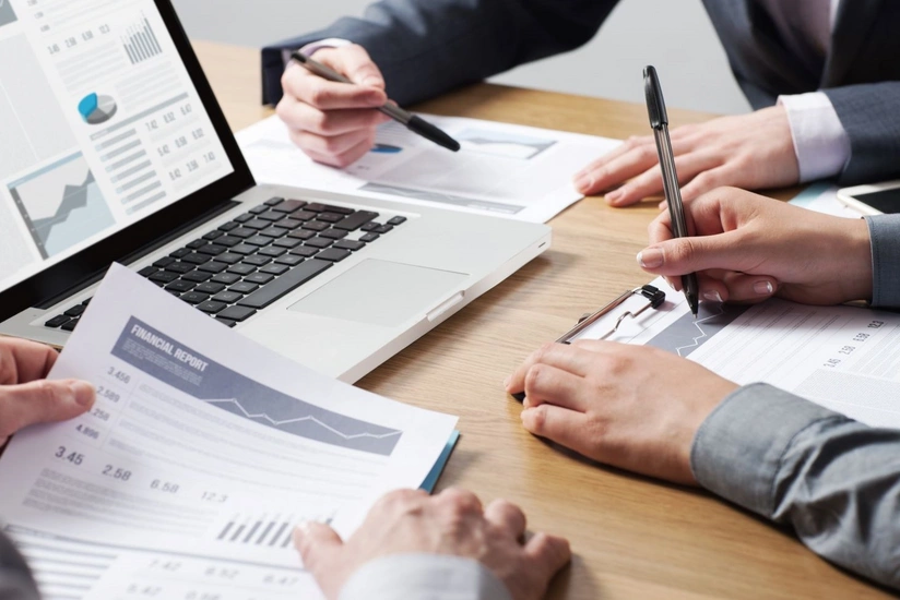 Naxçıvanda vergi ödəyicilərinə göstərilən xidmətlərin sayı 2 % artıb