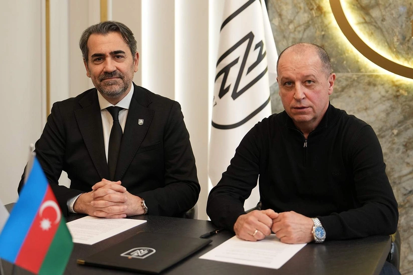 Neftçi yeni baş məşqçisini açıqlayıb