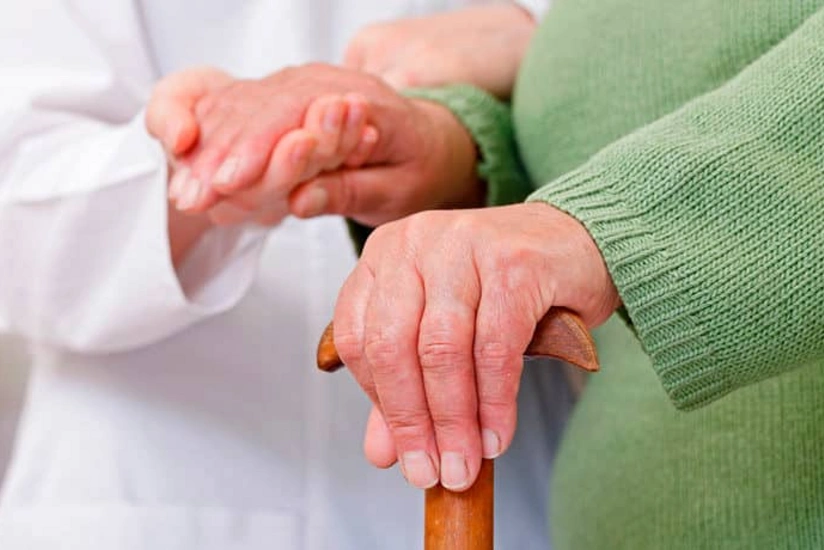 Исследование: Изменение походки может предсказывать развитие болезни Паркинсона