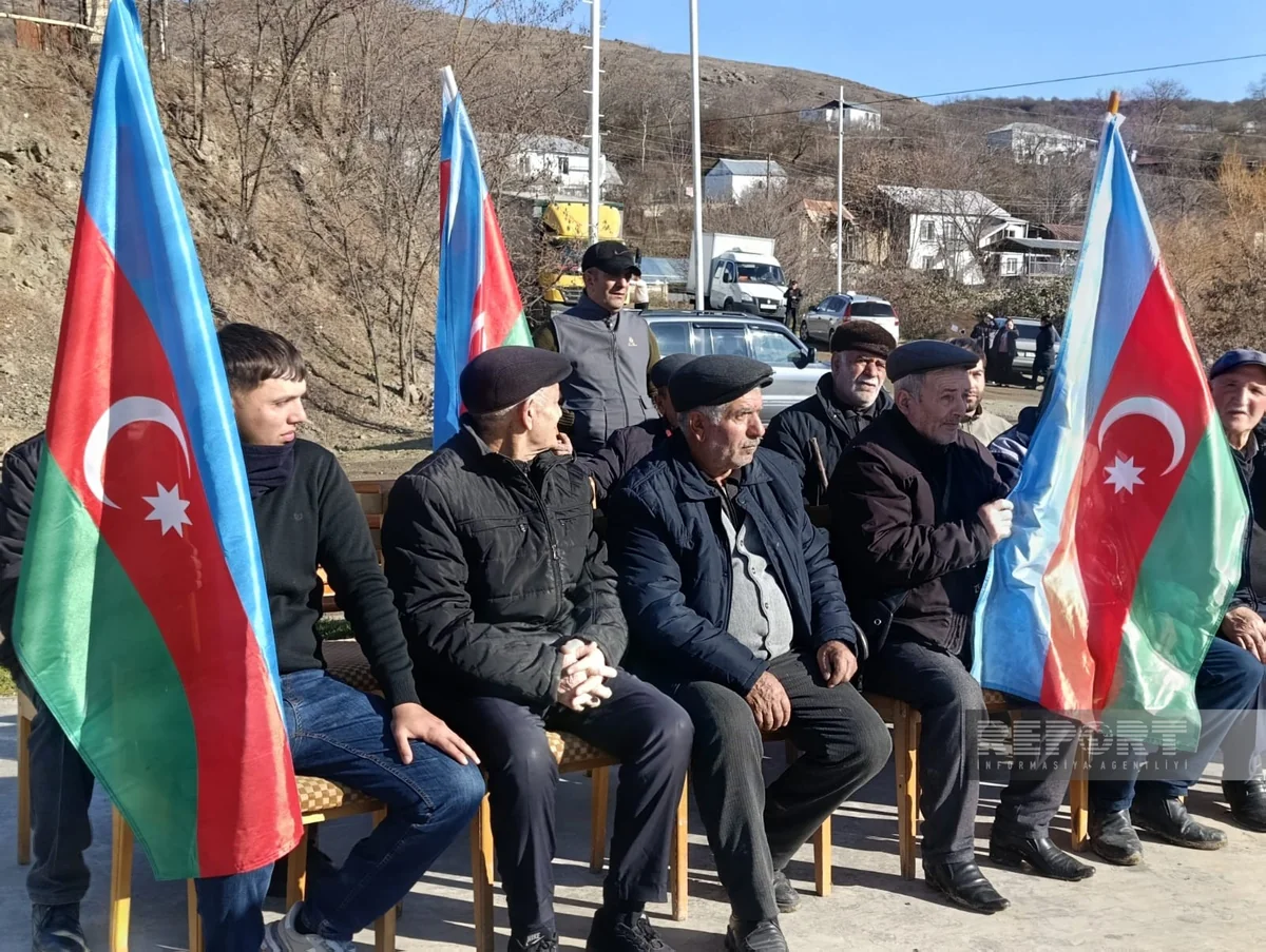 Növbəti köç karvanı Şuşakənd kəndinə çatıb, açarlar təqdim olunub - YENİLƏNİB