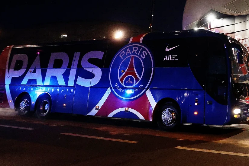 Fransa klubunun avtobusu hücuma məruz qalıb
