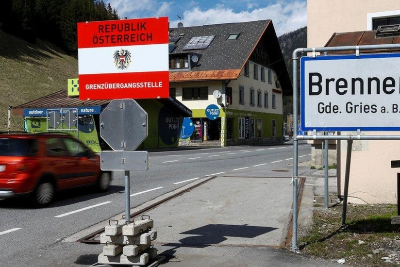 Avstriya dörd ölkə ilə sərhəd nəzarətini uzadacaq