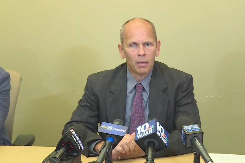 ABŞ Rod-Aylenddəki atışmanın beynəlxalq terrorizmlə əlaqəsi olub-olmadığından əmin deyil