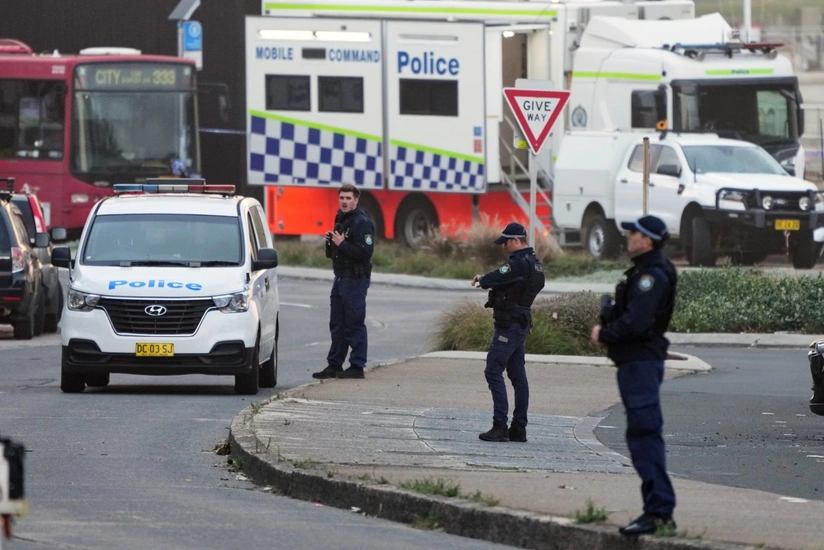 Sidneydə terror aktı törədənlər ata və oğlu imiş