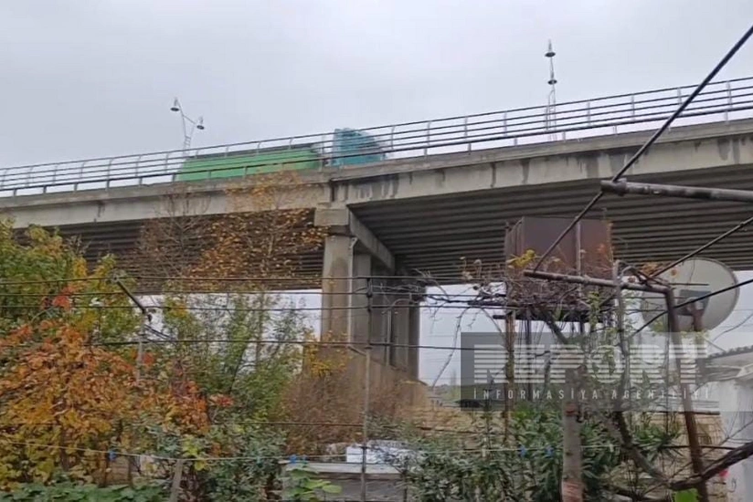 Şabran körpüsünün ətrafındakı bəzi evlər qəzalı vəziyyətə düşüb