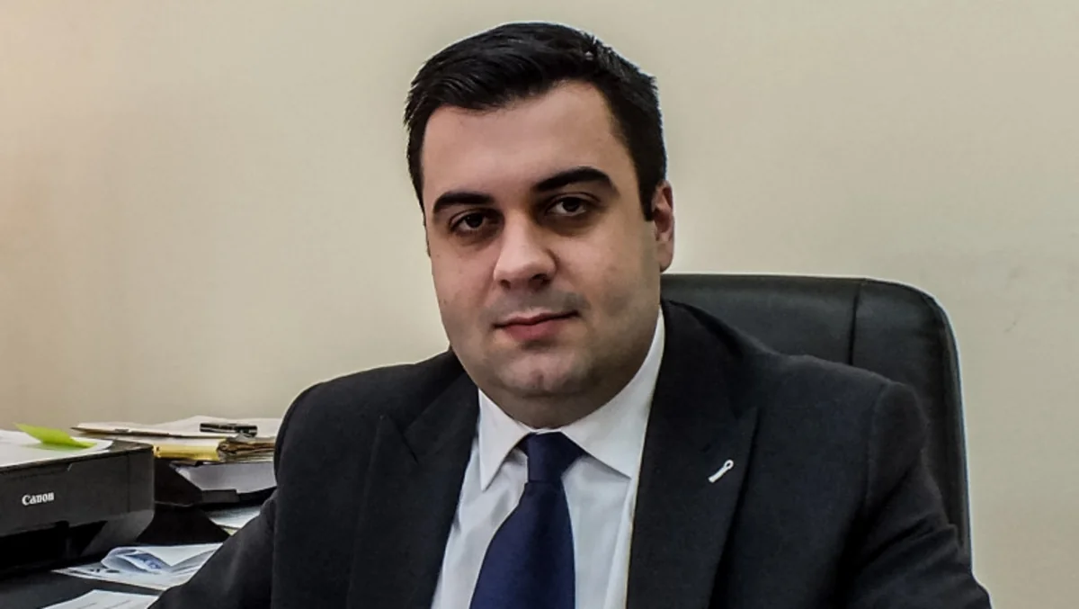 Rumıniyanın sabiq nəqliyyat naziri korrupsiya ittihamı ilə saxlanılıb
