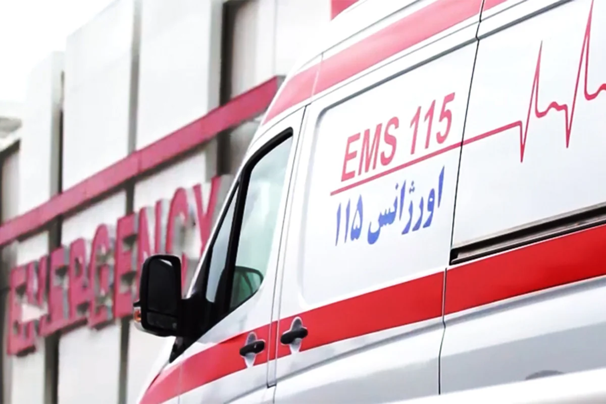 В Тегеране обрушилось жилое здание, под завалами остаются люди