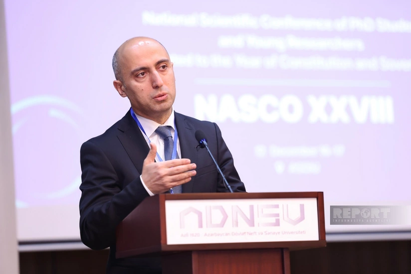 Emin Əmrullayev: Azərbaycanda ali təhsil müəssisələrinin büdcəsi tələbəyə bağlıdır