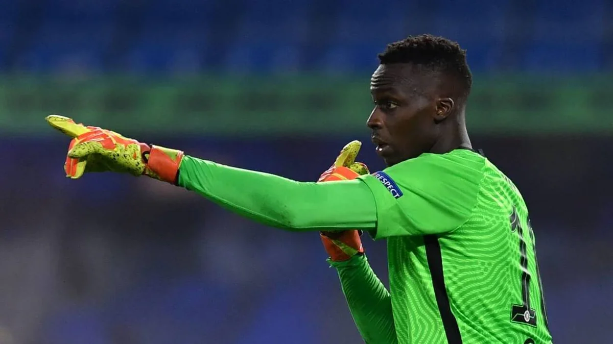 Seneqal millisinin qapıçısı Səudiyyə Ərəbistanı klubu ilə müqavilə müddətini uzadıb