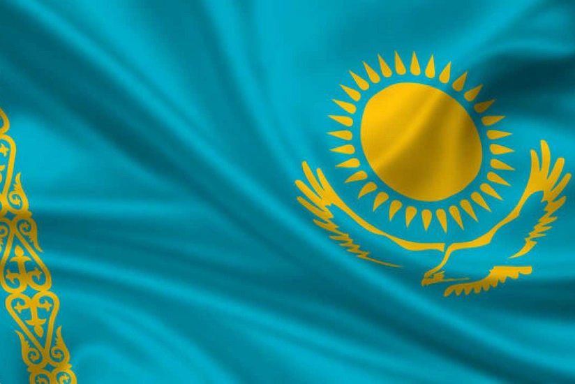 В Казахстане снимают ряд запретов на предпринимательство для приравненных к госслужащим