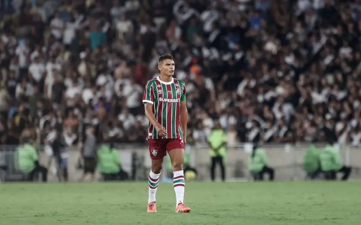 Braziliya millisinin sabiq futbolçusu Fluminense ilə müqaviləsini ləğv edib