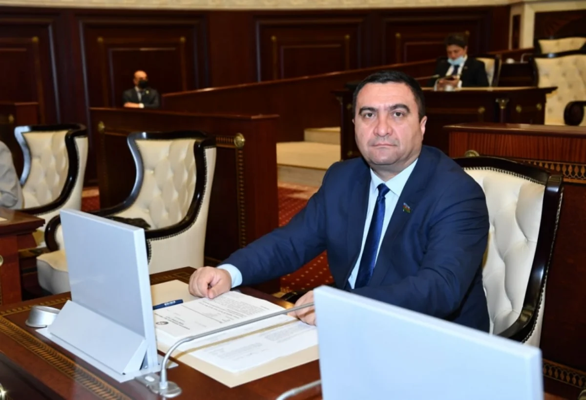 Deputat: Özəl sektorda aqrar mütəxəssislərə 5 000 manat maaş təklif edilir