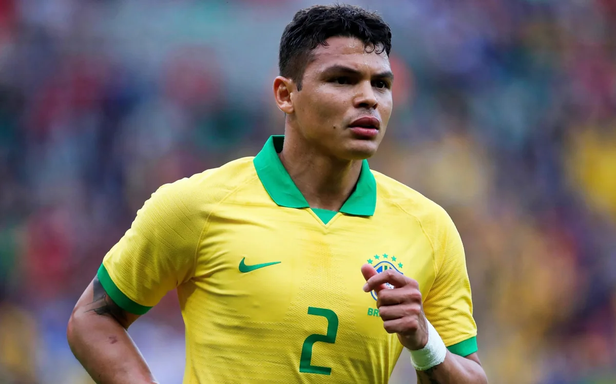 Milan 41 yaşlı futbolçunu transfer etməyi düşünür