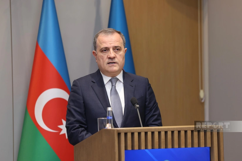 Байрамов: Азербайджан и Черногория договорились провести консульские консультации