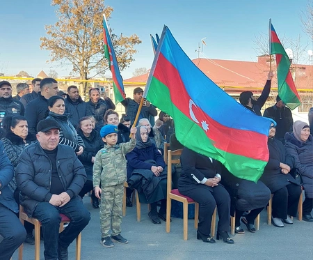 First relocation caravan heads to Karkijahan settlement