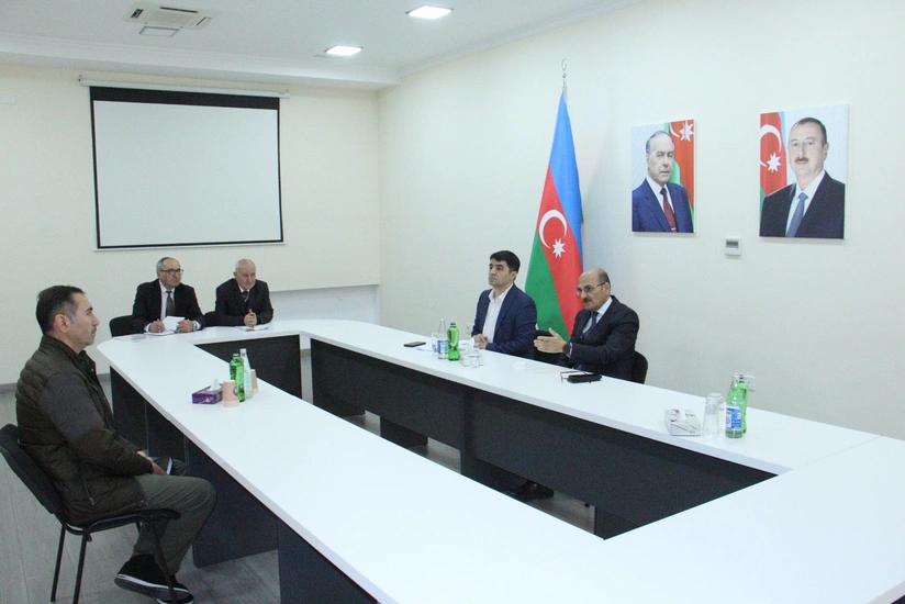 İlham Mirzəliyev Naftalanda vətəndaşları qəbul edib