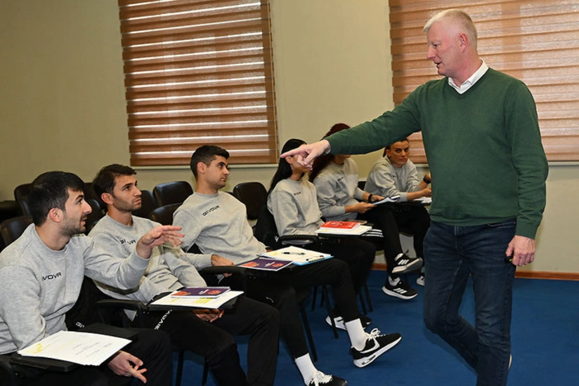 Azərbaycanlı hakimlər üçün təlim-tədris proqramı keçirilir