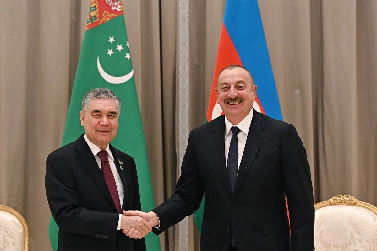 Gurbanguly Berdimuhamedov congratulates Ilham Aliyev