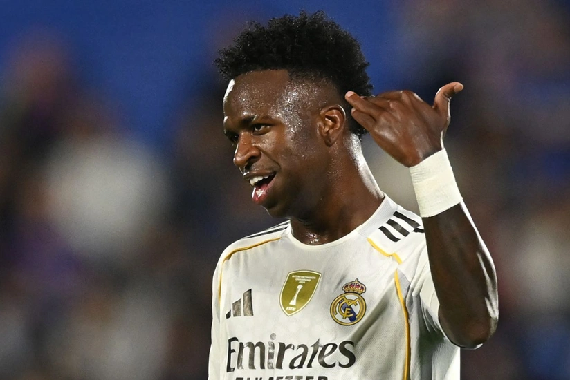 Real klubu futbolçusuna dəstək olub