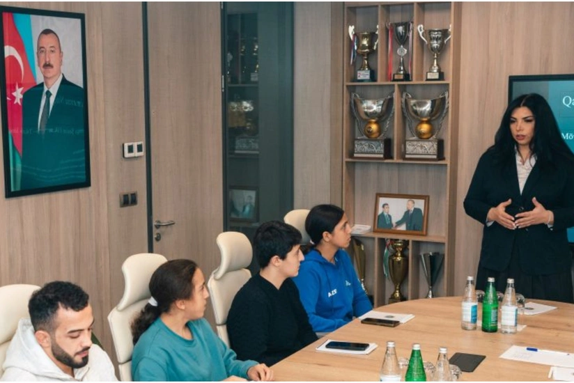 Azərbaycan güləşçiləri üçün etika və natiqlik təlimləri keçirilir