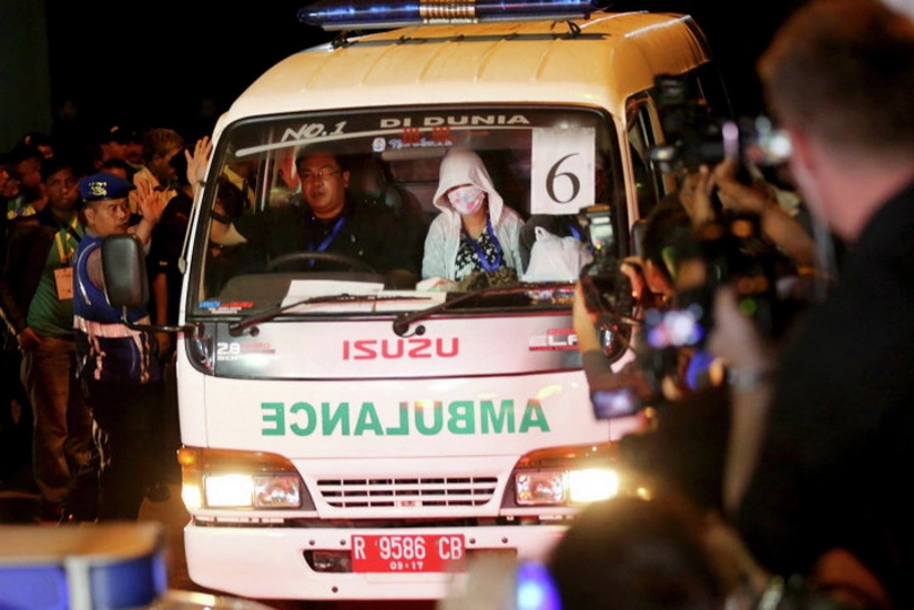 В Индонезии 16 человек погибли в ДТП с автобусом