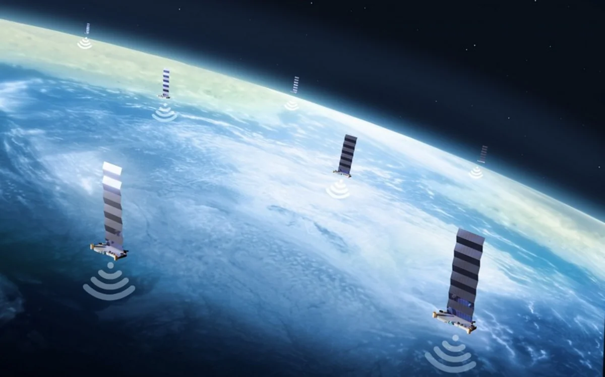 СМИ: РФ готовит оружие против спутников Starlink в космосе