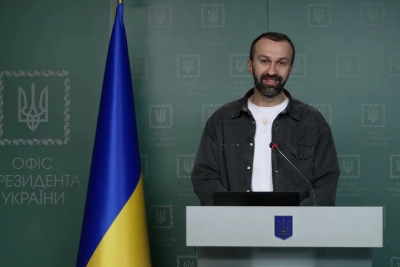 KİV: Ukrayna Prezidenti Ofisinin rəhbərinin müşaviri vəzifəsindən azad edilib