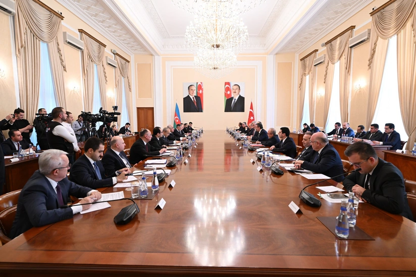 Премьер: Азербайджан и Турция - крупнейшие инвесторы друг для друга