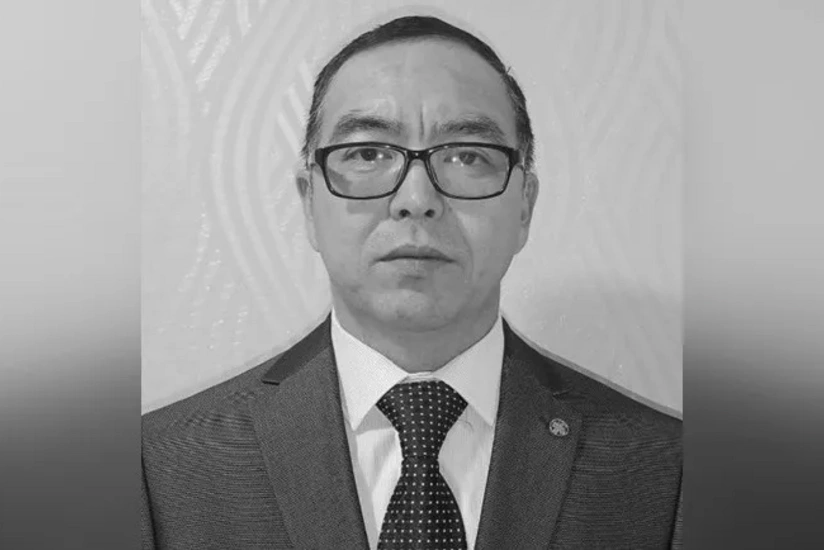 Qazaxıstanda şəhər meri intihar edib