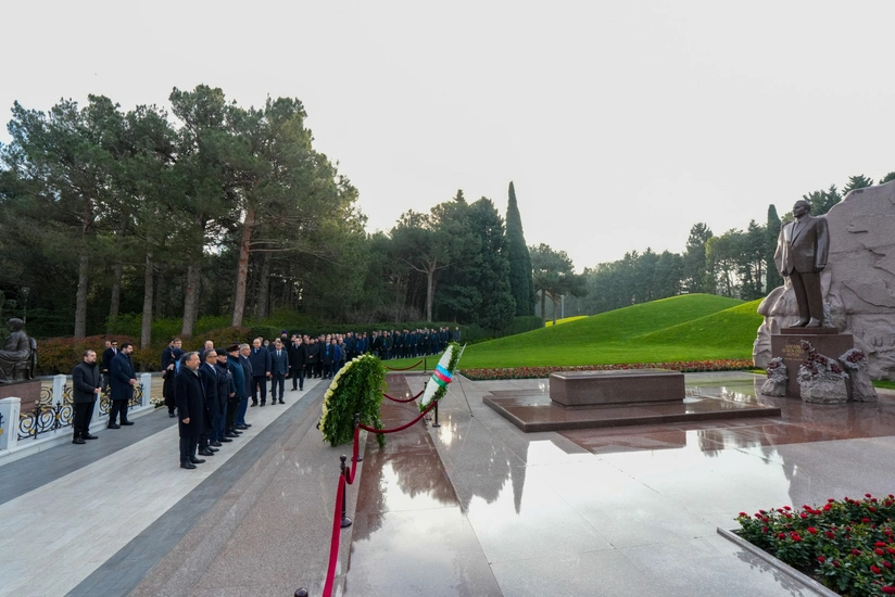 Участники Форума религиозных деятелей посетили Аллею почетного захоронения и Парк военных трофеев