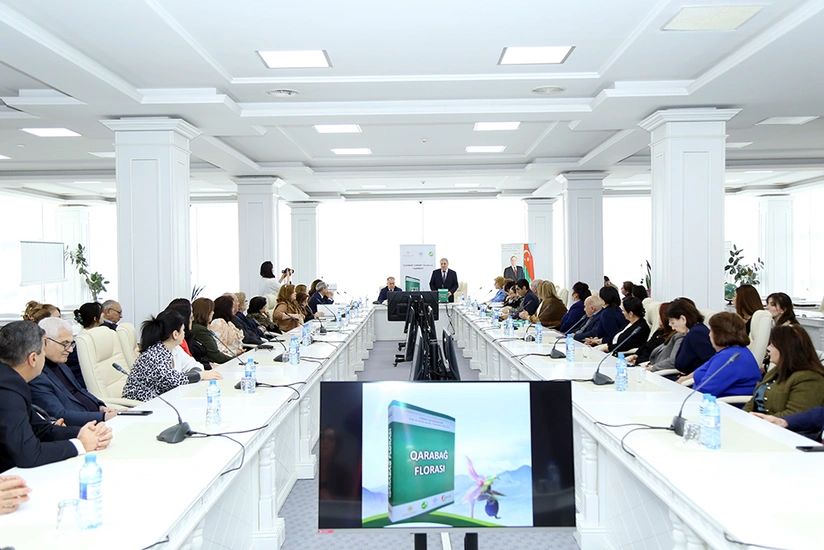 Qarabağ florası kitabının təqdimatı olub