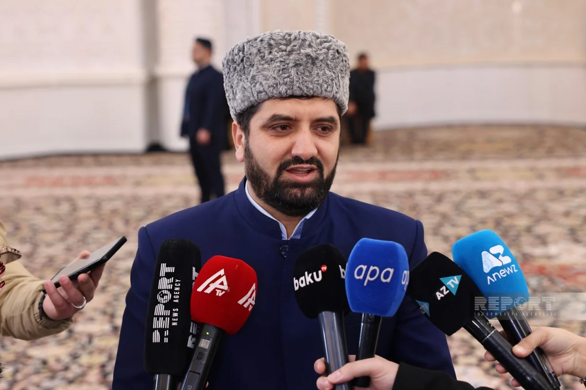 Heydər Məscidinin imamı: Xalqımız vəhdət namazının qılınmasına müsbət yanaşır