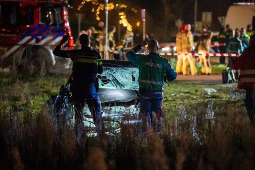 В Нидерландах автомобиль врезался в толпу зрителей праздничного шоу