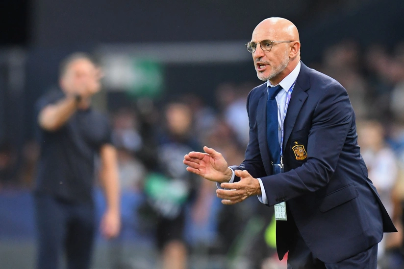 IFFHS milli komandalar üzrə 2025-ci ilin ən yaxşı baş məşqçisini açıqlayıb