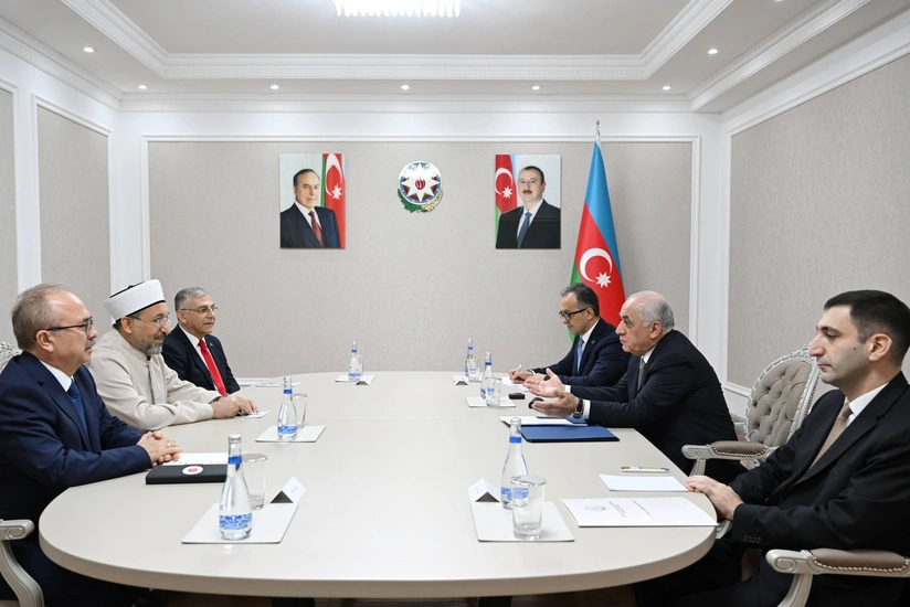 Əli Əsədov Türkiyə Diyanət İşləri İdarəsinin sədri ilə görüşüb