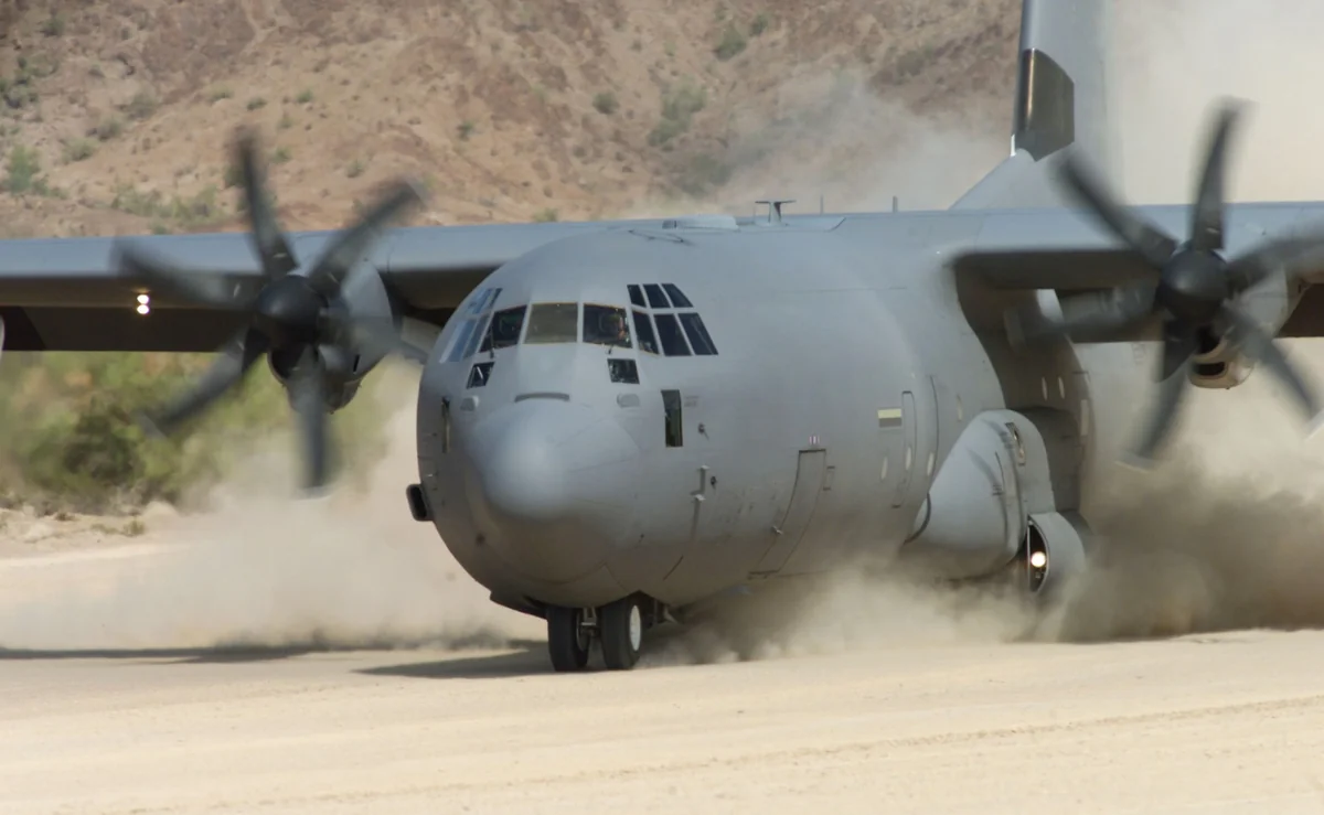 Пентагон увеличил сумму контракта на производство самолетов C-130J до $25 млрд