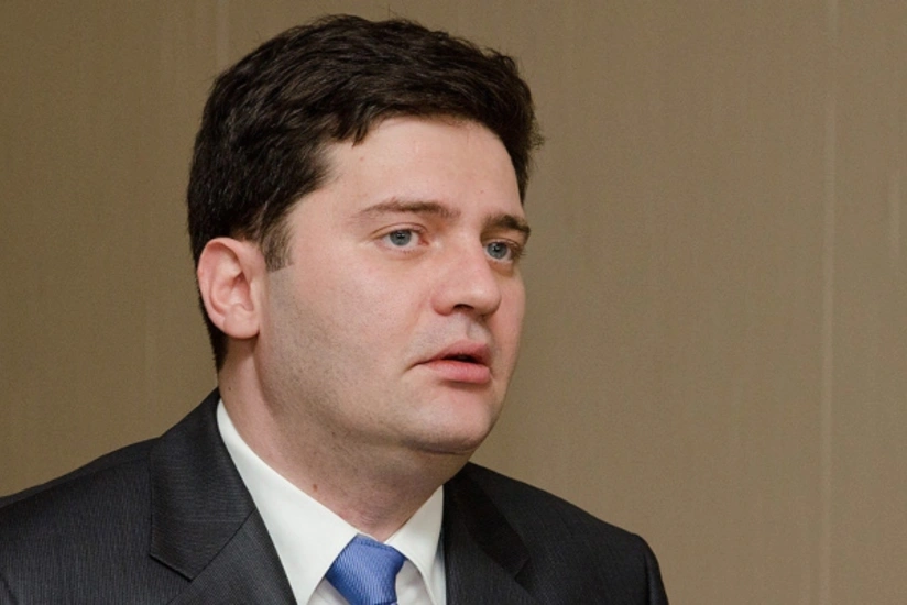 Экс-министра обороны Грузии задержали за организацию штурма президентского дворца