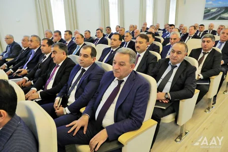 Saleh Məmmədov: Bu il 111 km respublika əhəmiyyətli yol yenidən qurulub