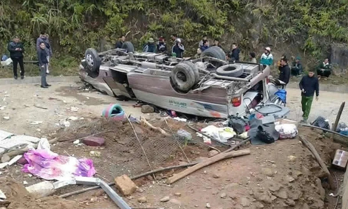 At least 7 killed in Vietnam after bus overturns