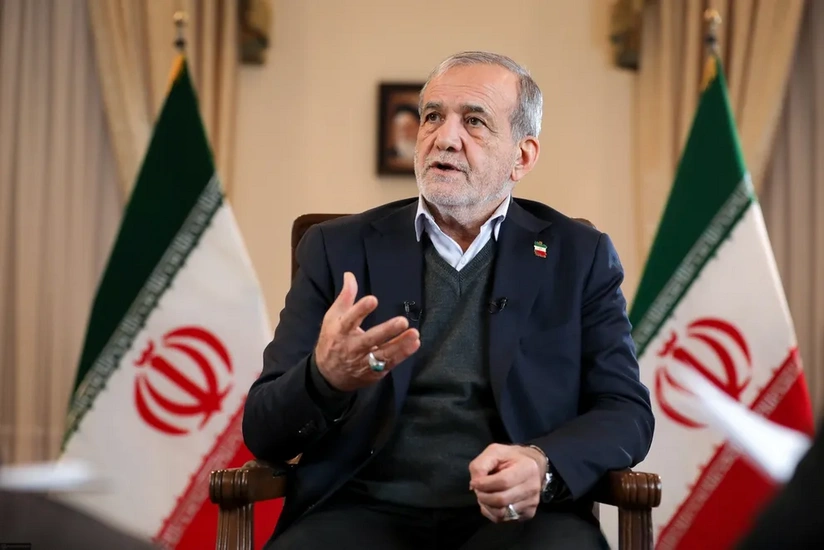 Pezeşkian: İranın problemlərini təkbaşına həll edə bilmərəm