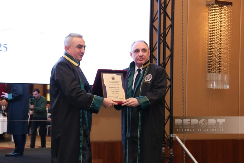 Vəkillər Kollegiyası Ali Məhkəmə və Kamran Əliyevi təltif edib