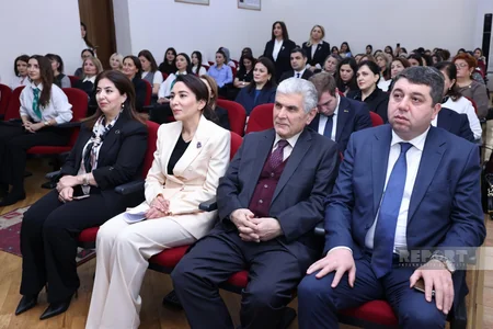Ombudsman ADPU kollecinin tələbələrilə görüşüb, insan hüquqları ilə bağlı seminar keçirməyi təklif edib