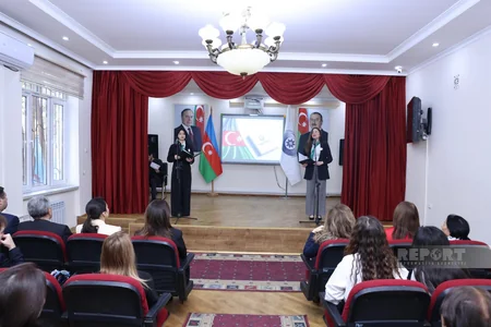 Ombudsman ADPU kollecinin tələbələrilə görüşüb, insan hüquqları ilə bağlı seminar keçirməyi təklif edib