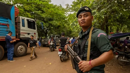 Таиланд из-за нарушения Камбоджей режима прекращения огня отложил освобождение пленных