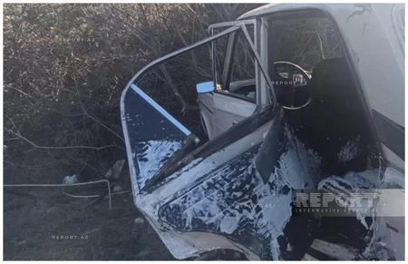 Ucarda iki avtomobil toqquşub, xəsarət alanlar var