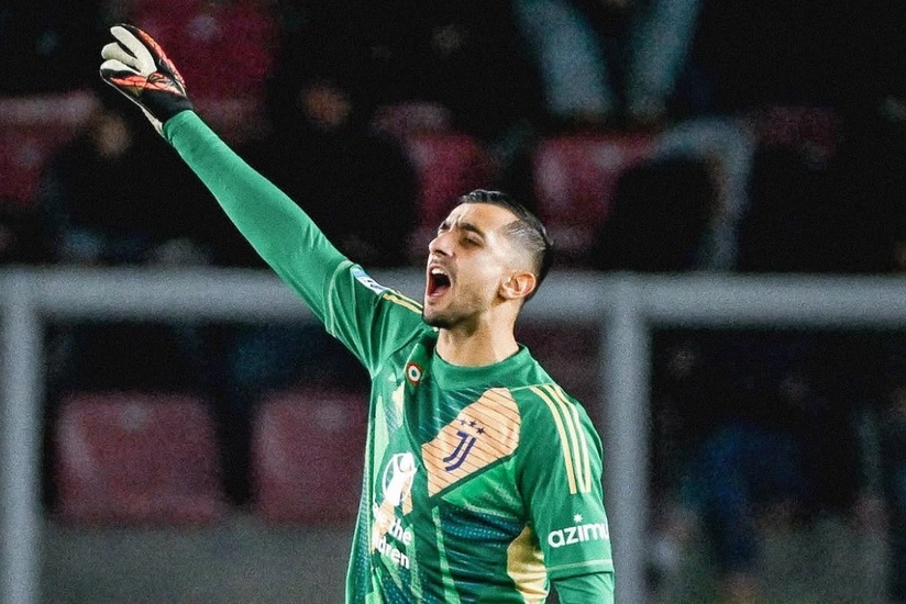 Yuventus Genoa komandasının transfer təklifini geri çevirib