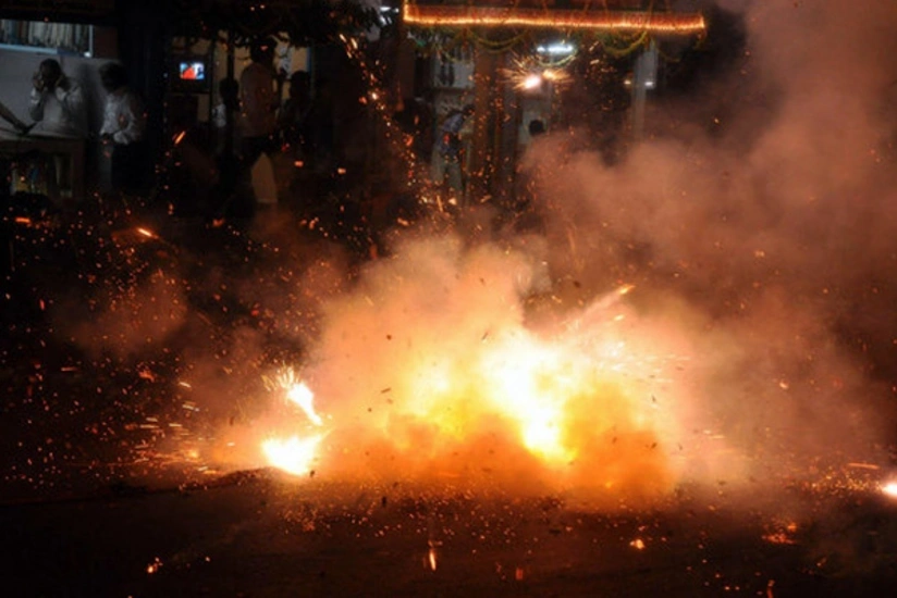 В Карачи 25 человек пострадали из-за стрельбы в воздух в новогоднюю ночь
