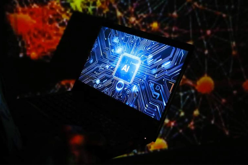 KİV: Googlenin süni intellekt icmalları insanlar üçün qeyri-dəqiq və təhlükəlidir