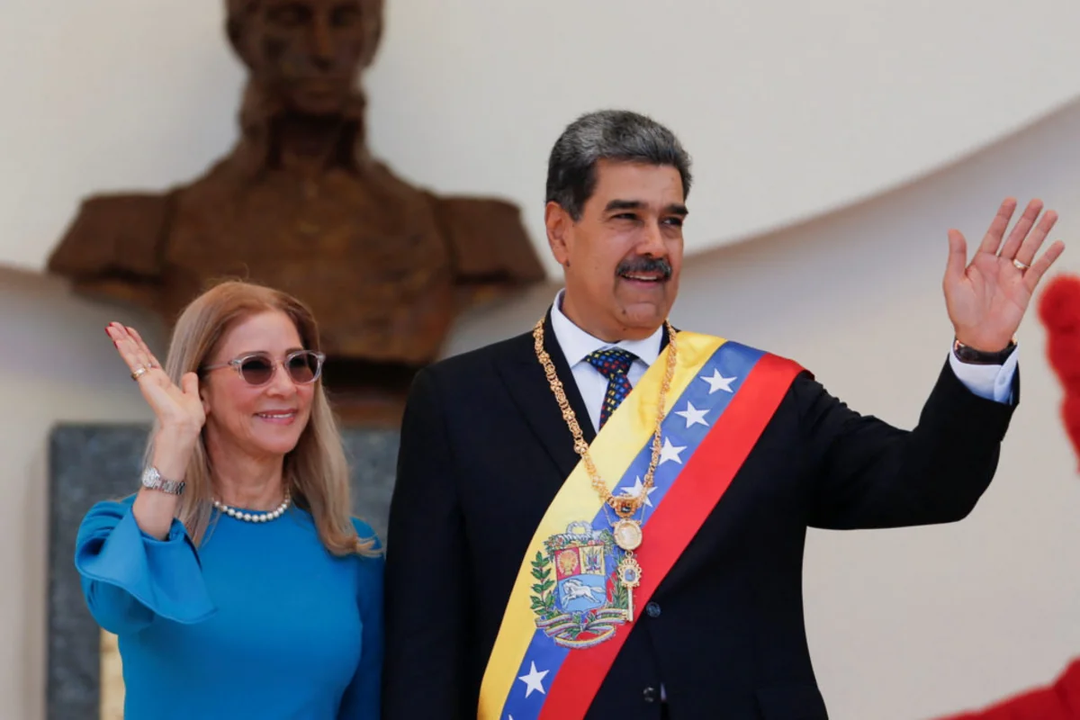 Tramp: Maduro və həyat yoldaşı ələ keçirilərək Venesueladan çıxarılıb - YENİLƏNİB-2